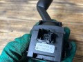 переключатель поворотов Land Rover Range Rover 3 поколение L322 2004, 4.4 л., M62 B44, бензин, АКПП, внедорожник 5 дв., 6901775 - фото №2