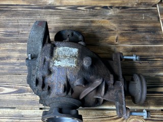 редуктор заднего моста Land Rover Range Rover 3 поколение L322 2004, 4.4 л., M62 B44, бензин, АКПП, внедорожник 5 дв., 7501405