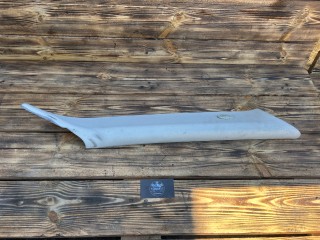 обшивка стойки передней правой Land Rover Range Rover 3 поколение L322 2004, 4.4 л., M62 B44, бензин, АКПП, внедорожник 5 дв.
