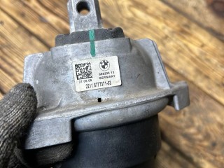 подушка крепления двигателя BMW 7 серия F01/F02 F01 2009, 3.0 л., N57 D30 A, дизель, АКПП, седан, 22116777371, 6777371