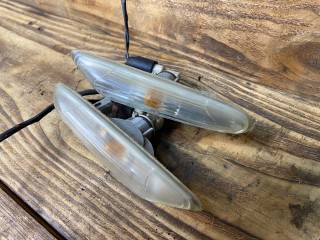 повторитель передний левый BMW 3 серия E90/E91 [рестайлинг] E90 2010, 2.0 л., N43 B20 A, бензин, АКПП, седан, 63137253325, 7253325, 63136932997, 6932997, 63137253326, 7253326, 63136932998, 6932998