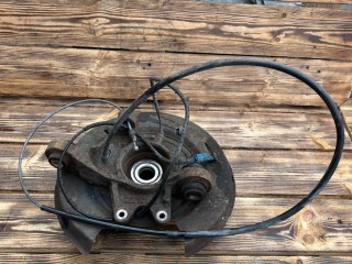 кулак задний левый Land Rover Range Rover 3 поколение L322 2004, 4.4 л., M62 B44, бензин, АКПП, внедорожник 5 дв., 33326750307, 6750307