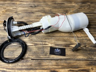 насос топливный Land Rover Range Rover 3 поколение L322 2004, 4.4 л., M62 B44, бензин, АКПП, внедорожник 5 дв.