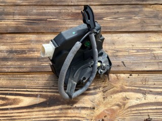замок двери передней левой Land Rover Range Rover 3 поколение L322 2004, 4.4 л., M62 B44, бензин, АКПП, внедорожник 5 дв., CWC500070