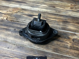 подушка крепления двигателя Land Rover Range Rover 3 поколение L322 2004, 4.4 л., M62 B44, бензин, АКПП, внедорожник 5 дв., 22116752059, 6752059