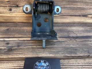 петля крышки багажника Land Rover Range Rover 3 поколение L322 2004, 4.4 л., M62 B44, бензин, АКПП, внедорожник 5 дв.