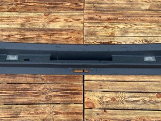 обшивка крышки багажника Land Rover Range Rover 3 поколение L322 2004, 4.4 л., M62 B44, бензин, АКПП, внедорожник 5 дв.