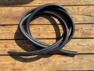 уплотнитель двери BMW 5 серия E60/E61 [рестайлинг] E60 2009, 2.0 л., N47 D20 A, дизель, МКПП, седан