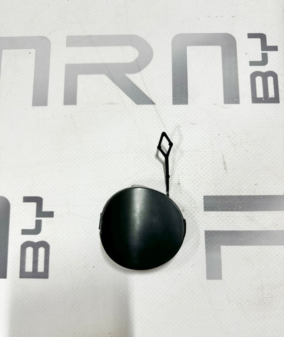 заглушка переднего бампера под крюк BYD E2 1 поколение 2023 - фото №1