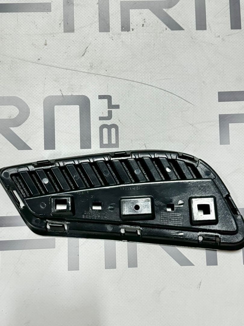заглушка (решетка) в бампер BYD Dolphin 1 поколение 2024, EM2E-2804114C - фото №1