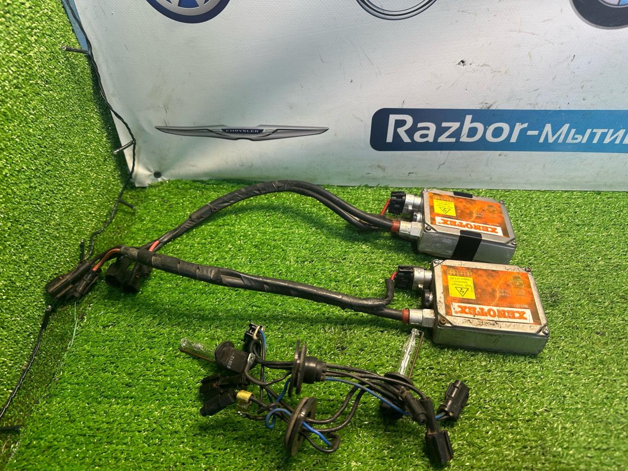 блок розжига ксенона BMW 5 серия E34 1990, 2.0 л., M50 B20 TU, бензин, МКПП, седан - фото №1