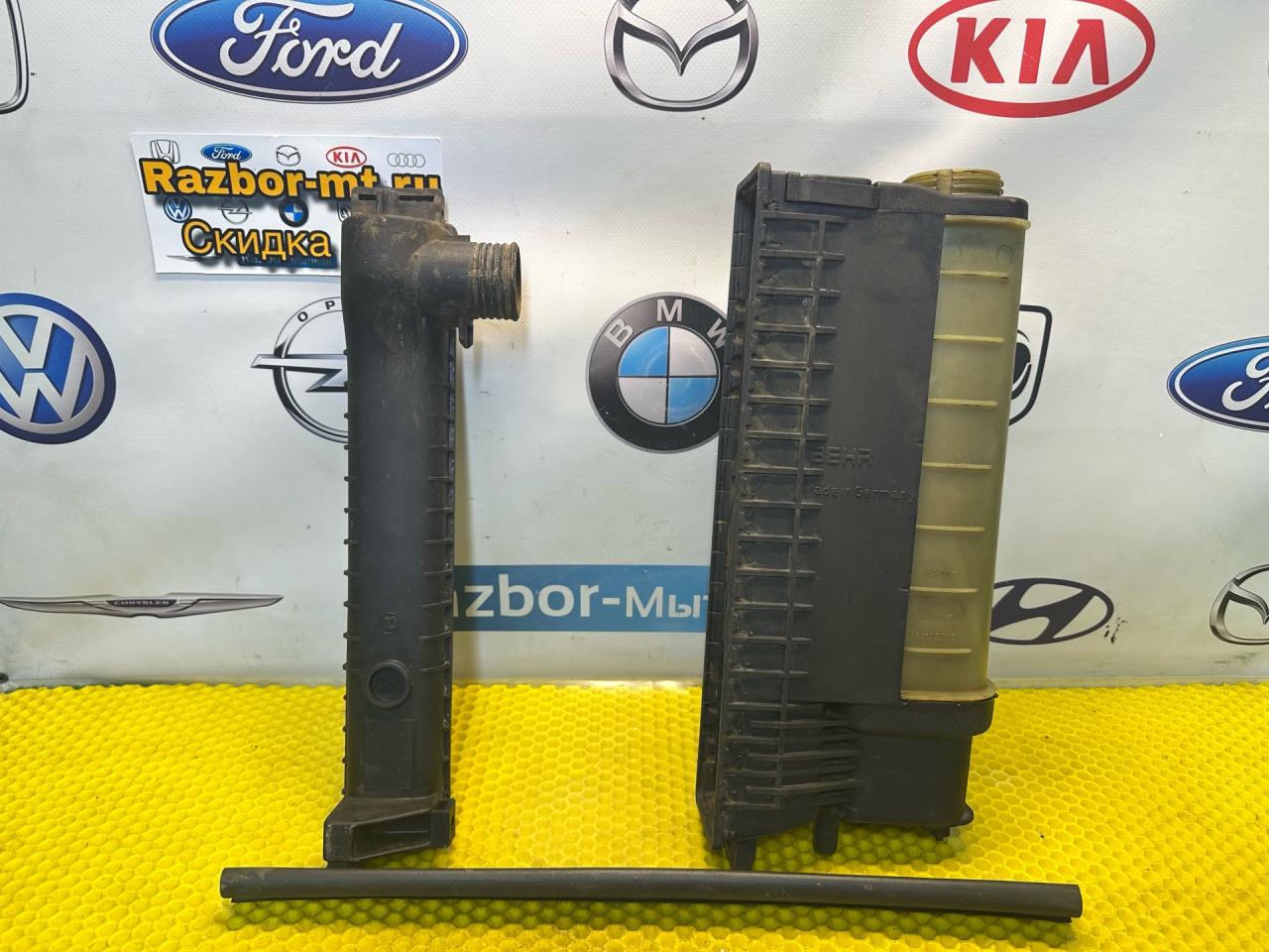 бачок расширительный BMW 5 серия E34 1990, 2.0 л., M50 B20 TU, бензин, МКПП, седан, 1712835.0 - фото №1