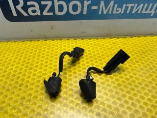 форсунка омывателя лобового стекла Ford Focus 1 поколение [рестайлинг] 2004, 1.8 л., EYDC, бензин, МКПП, седан