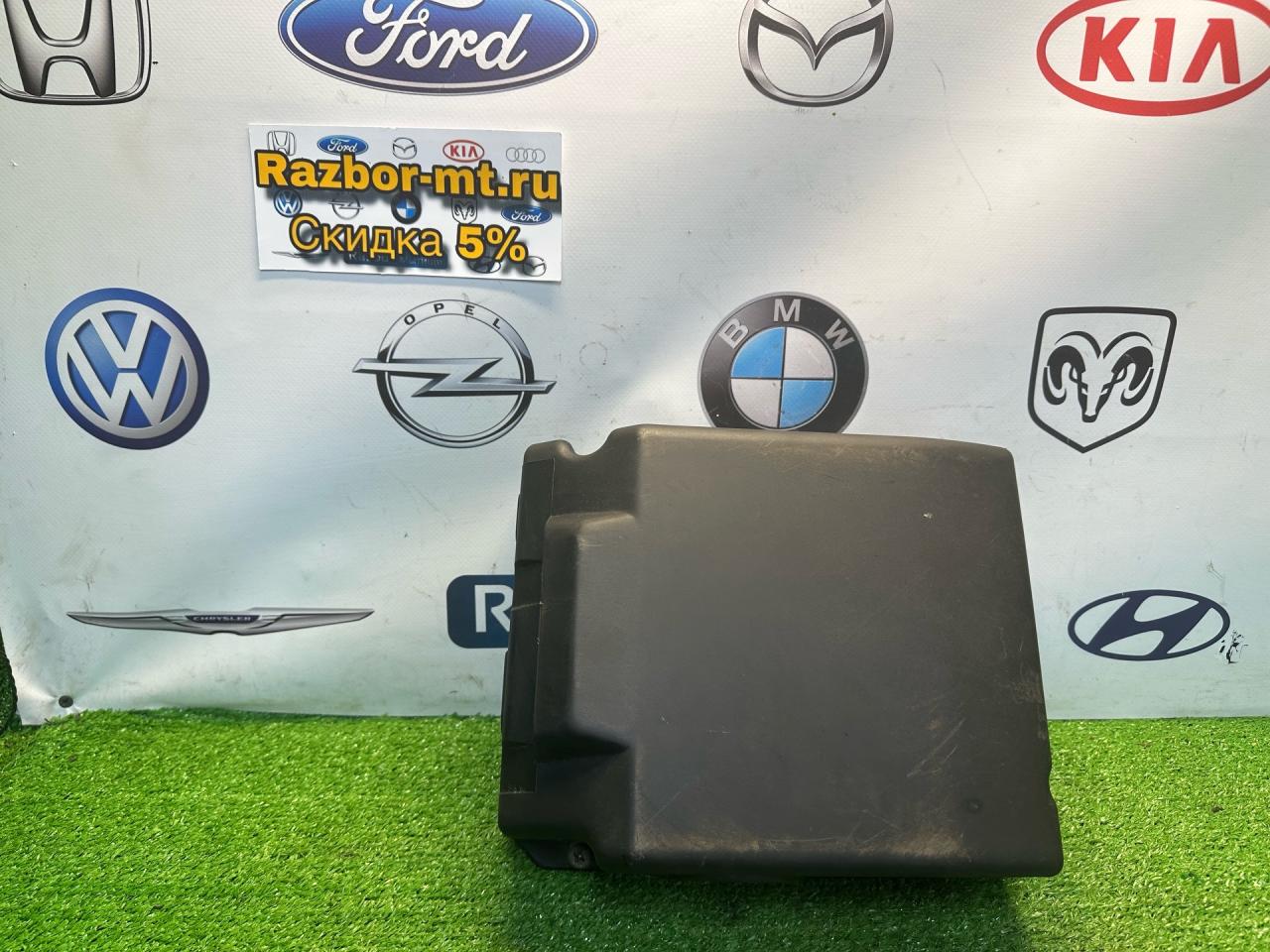 крышка блока предохранителей BMW 5 серия E34 1990, 2.0 л., M50 B20 TU, бензин, МКПП, седан, 1290-1716920 - фото №1