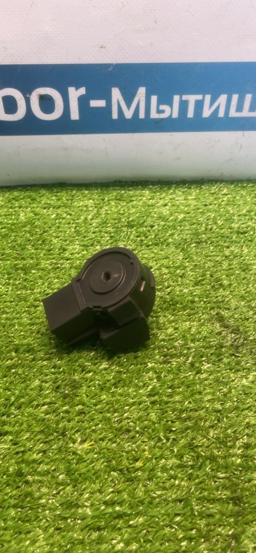 контактная группа Ford Focus 1 поколение CAK 2001, 2.0 л., AODB, бензин, АКПП, седан, 98AB11572AF - фото №1