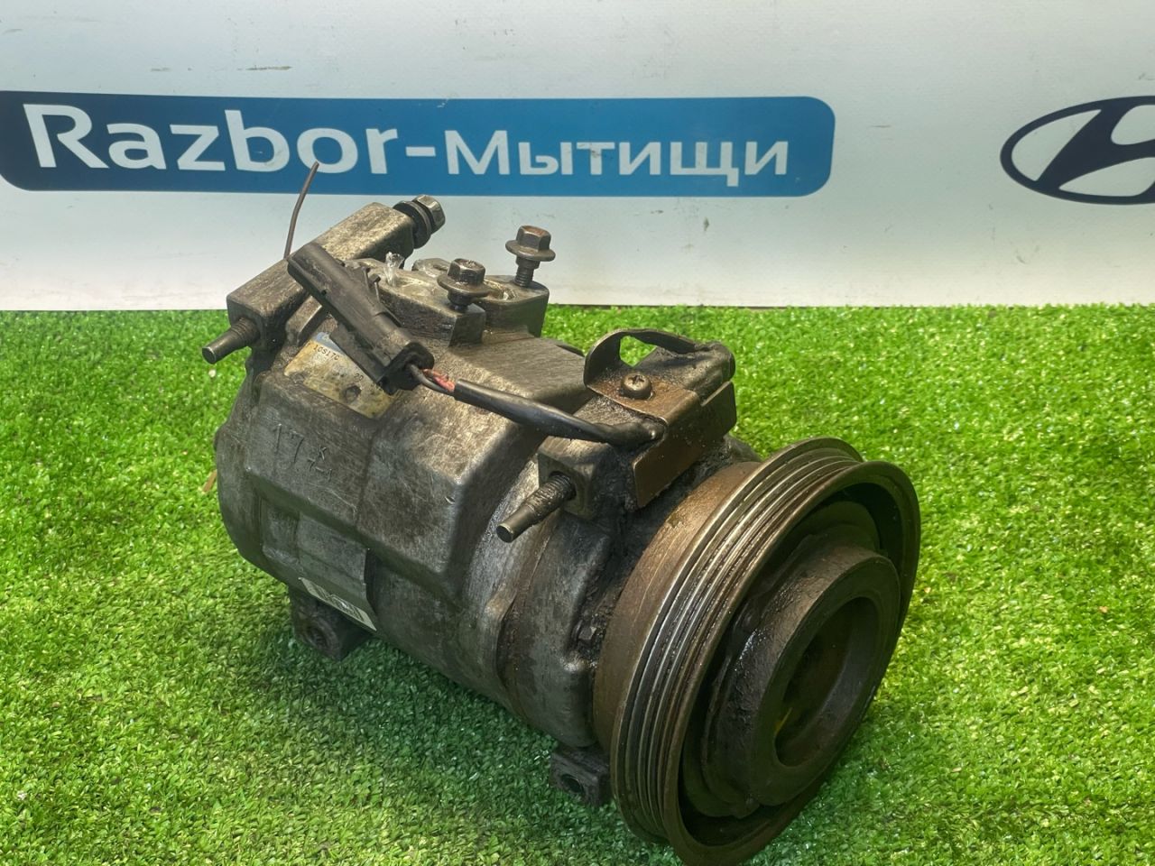 компрессор кондиционера Dodge Neon 2 поколение 2001, 2.0 л., ECB, бензин, АКПП, седан, 4472204313 - фото №1