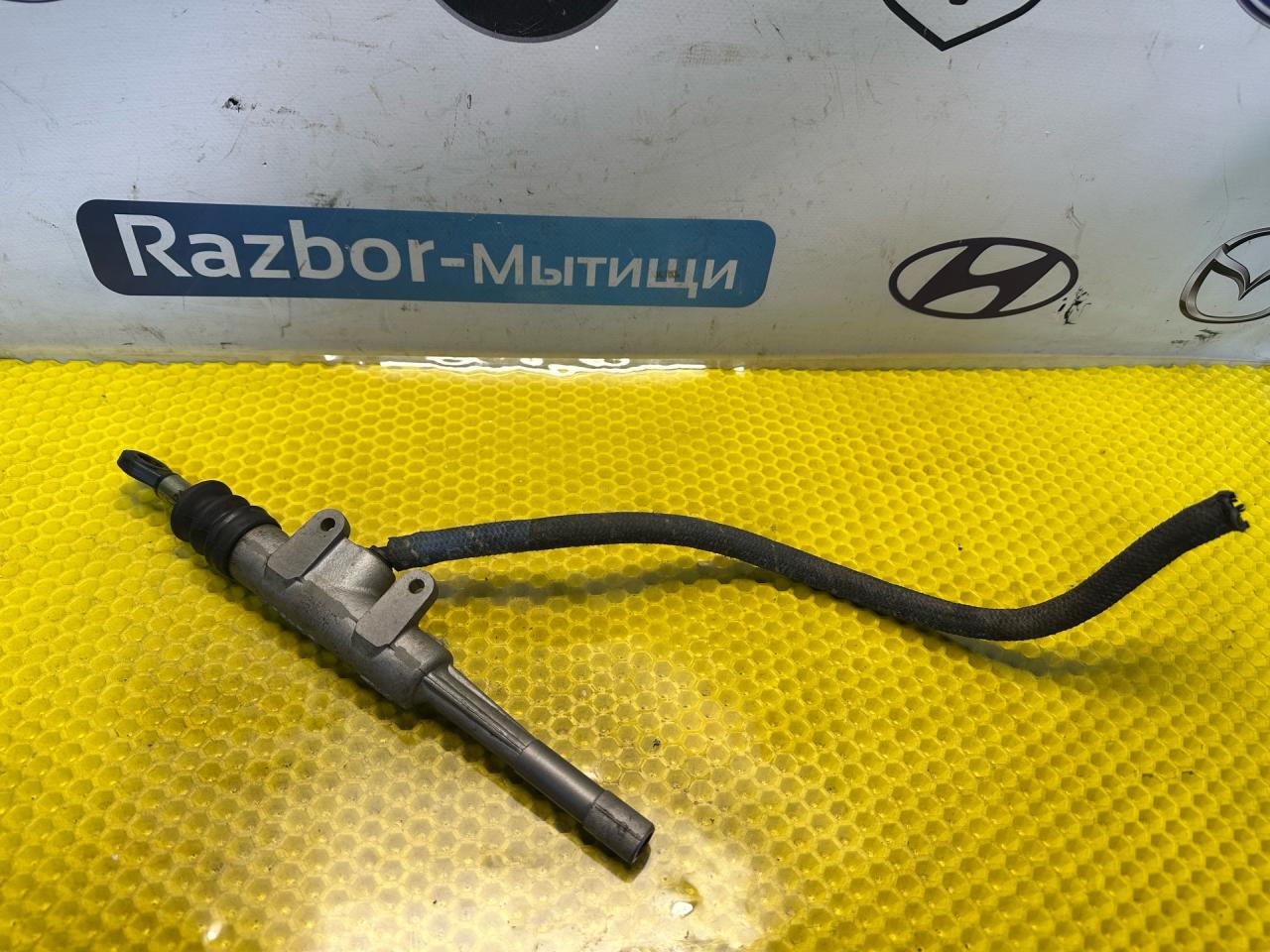 цилиндр сцепления главный BMW 5 серия E34 1990, 2.0 л., M50 B20 TU, бензин, МКПП, седан - фото №1