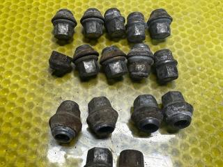 болт колесный Ford Focus 1 поколение [рестайлинг] 2004, 1.8 л., EYDC, бензин, МКПП, седан