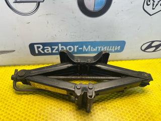 домкрат Ford Focus 1 поколение [рестайлинг] (2001 - 2005), 2.0 л., бензин, универсал