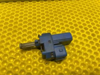 датчик педали сцепления Ford Focus 1 поколение [рестайлинг] 2003, 1.6 л., FYDA, бензин, МКПП, серебристый, седан