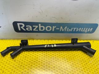 фланец (тройник) системы охлаждения Ford Focus 1 поколение [рестайлинг] 2004, 1.8 л., EYDC, бензин, МКПП, седан, 98AB-8274BF