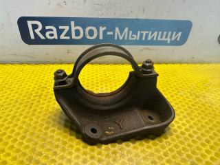 кронштейн полуоси Ford Focus 1 поколение [рестайлинг] (2001 - 2005), 2.0 л., бензин, универсал, XS4W-3K305-BB