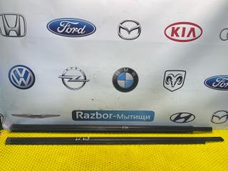 молдинг (накладка кузовная) Ford Focus 1 поколение 2001, 2.0 л., EDDB, бензин, АКПП, седан