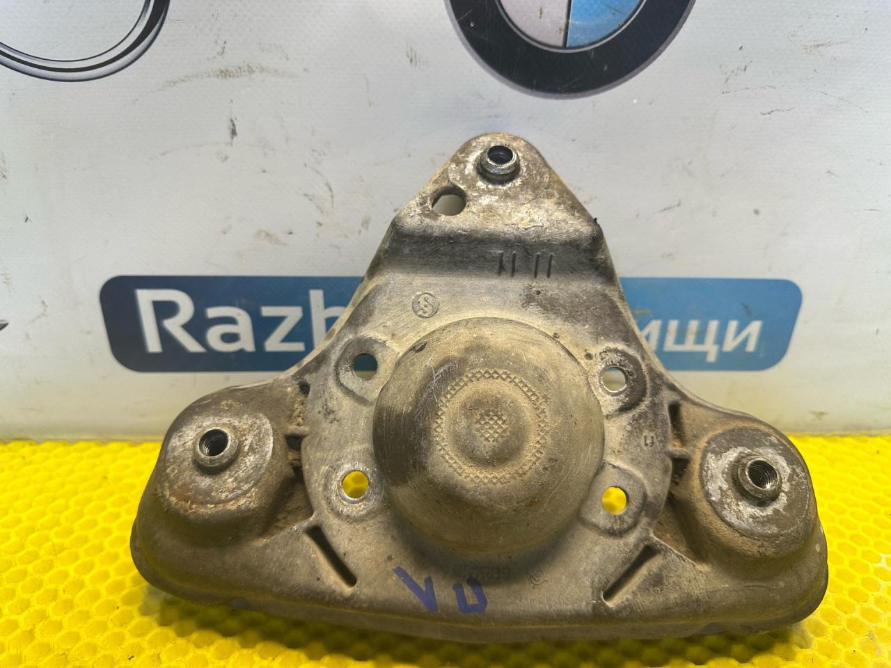 опора амортизатора верхняя (чашка) Audi A6 4B/C5 1999, 2.4 л., ALF, бензин, АКПП, седан, 8D0412383E - фото №1