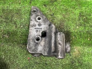 кронштейн двигателя Dodge Neon 2 поколение 2001, 2.0 л., ECB, бензин, АКПП, седан, 4593336, 4593330, 4593336