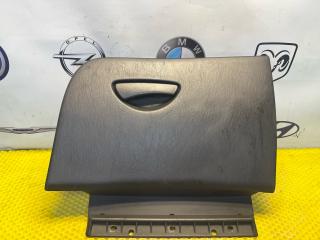 бардачок Ford Focus 1 поколение [рестайлинг] 2004, 1.6 л., бензин, МКПП, седан