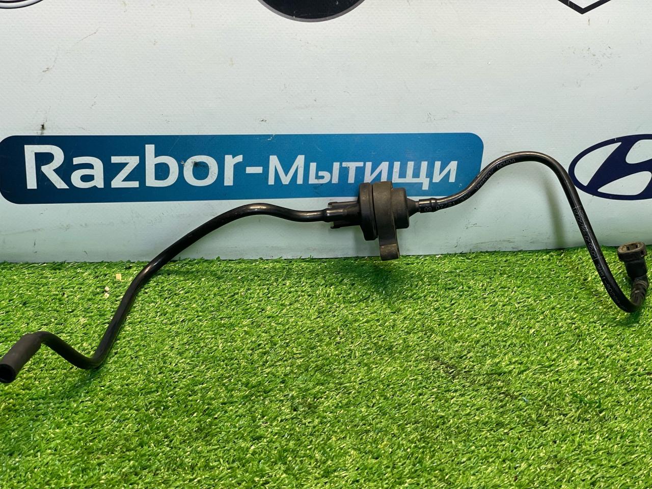 клапан вентиляции топливного бака Ford Focus 2 поколение BK 2006, 1.4 л., ASDB, бензин, желтый, купе, передний привод, 3M51-90289-MS - фото №1