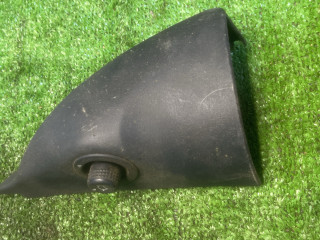 заглушка Ford Focus 1 поколение [рестайлинг] CAK 2004, 1.6 л., CCA, бензин, МКПП, седан, передний привод