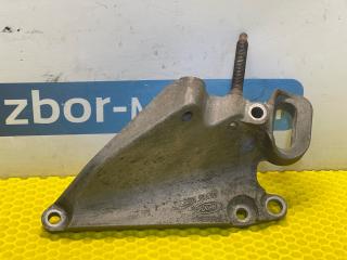 кронштейн двигателя Ford Focus 1 поколение [рестайлинг] 2003, 1.6 л., FYDA, бензин, МКПП, серебристый, седан, 6030A2A