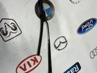 щеткодержатель (поводок стеклоочистителя, дворник) Ford Focus 1 поколение [рестайлинг] CAK 2004, 1.6 л., CCA, бензин, МКПП, седан, передний привод