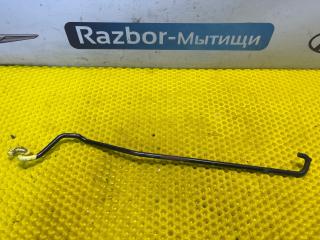 держатель капота Ford Focus 1 поколение 2001, 2.0 л., EDDB, бензин, АКПП, седан