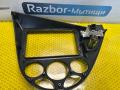 рамка под магнитолу Ford Focus 1 поколение [рестайлинг] 2004, 1.8 л., EYDC, бензин, МКПП, седан - фото №5