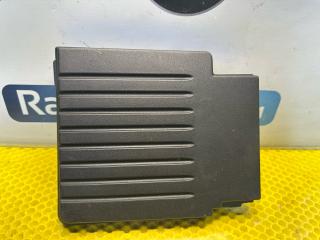 крышка блока предохранителей Peugeot 406 1 поколение [рестайлинг] 2002, 2.0 л., RFR (DEW10J4), бензин, седан, 9638979680