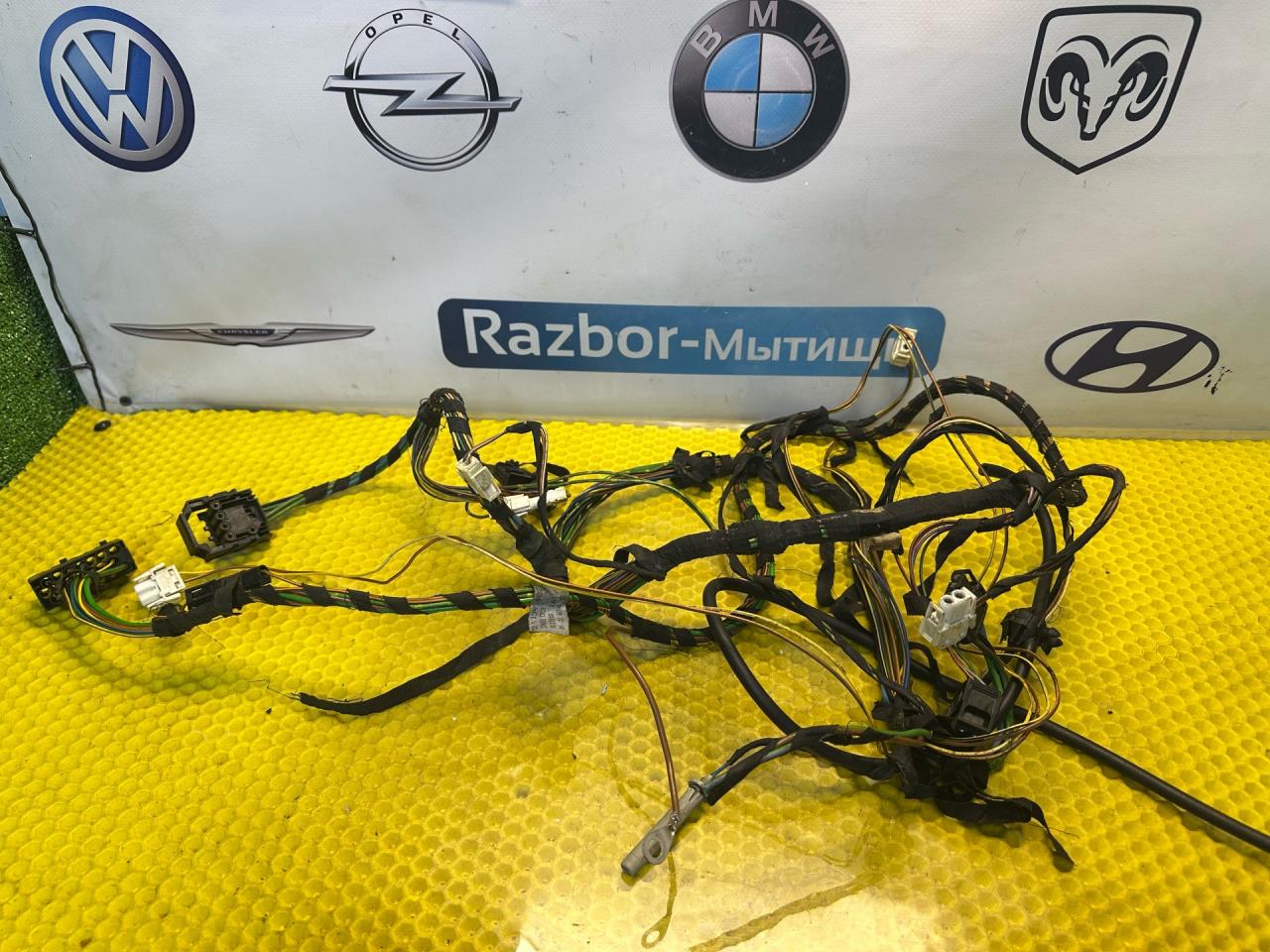 проводка салона BMW 5 серия E34 1990, 2.0 л., M50 B20 TU, бензин, МКПП, седан - фото №1