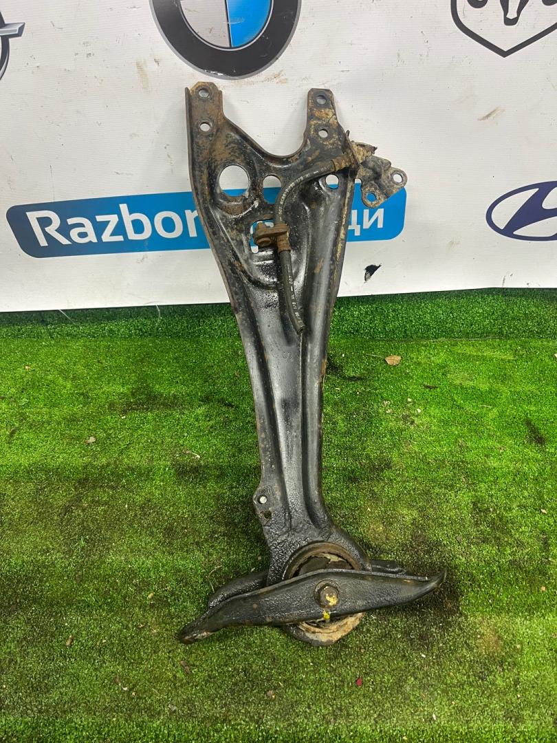 рычаг задний левый Honda Odyssey 1 поколение RA4 1999, 2.3 л., F23A, бензин, АКПП, синий, полный привод, правый руль - фото №1