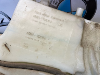 бачок омывателя Ford Focus 2 поколение BK 2006, 1.4 л., ASDB, бензин, желтый, купе, передний привод, 4M5113K163BE