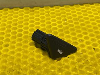 кнопка открытия багажника Ford Focus 1 поколение 2001, 2.0 л., EDDB, бензин, АКПП, седан