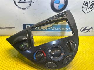 блок управления печки / климат-контроля Ford Focus 1 поколение [рестайлинг] 2004, 2.0 л., EDDB, бензин, седан, 98AB18C419