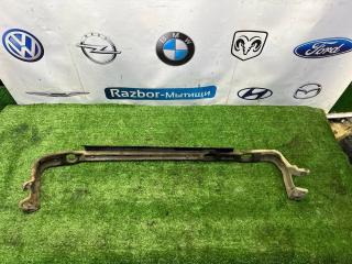 балка под радиатор Ford Focus 1 поколение [рестайлинг] 2004, 1.6 л., бензин, МКПП, седан