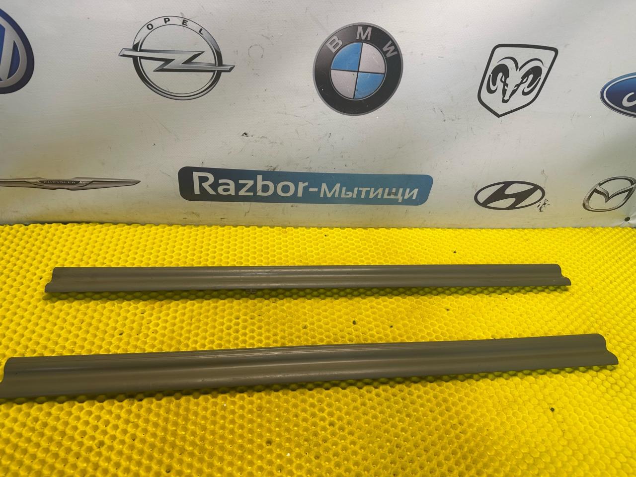 накладка на порог внутренняя BMW 5 серия E34 1991, 2.0 л., M50 B20, бензин, МКПП, седан, задний привод - фото №1