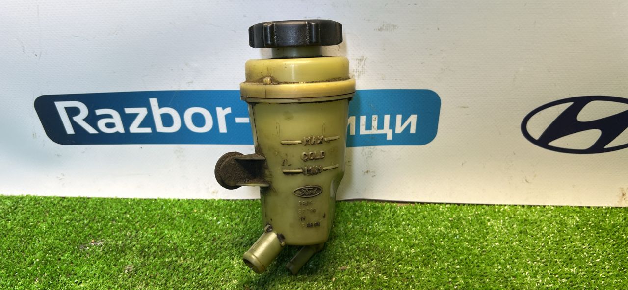 бачок гидроусилителя Ford Focus 1 поколение CAK 2000, 2.0 л., EDBB, бензин, АКПП, черный, седан, передний привод, 98AG-3R700 - фото №1