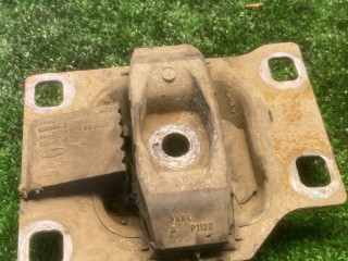 подушка крепления двигателя Ford Focus 2 поколение BK 2006, 1.4 л., ASDB, бензин, купе, 3M517M121