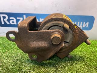 подушка крепления КПП Ford Focus 1 поколение [рестайлинг] 2005, 2.0 л., EDDB, бензин, АКПП, хетчбэк 5 дв.