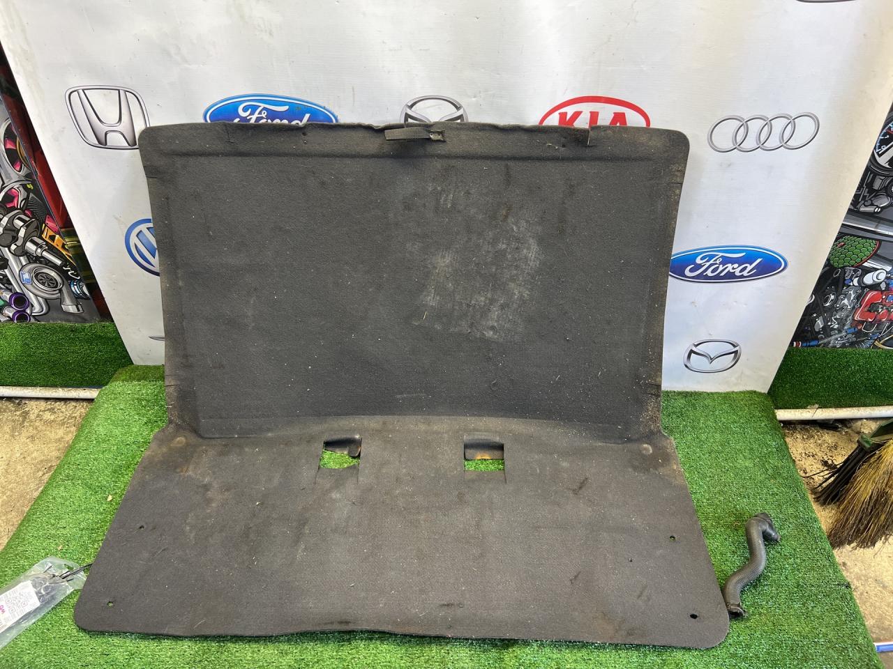 пол багажника Hyundai Getz 1 поколение 2005, 1.3 л., G4EA, бензин, МКПП, красный, передний привод - фото №1