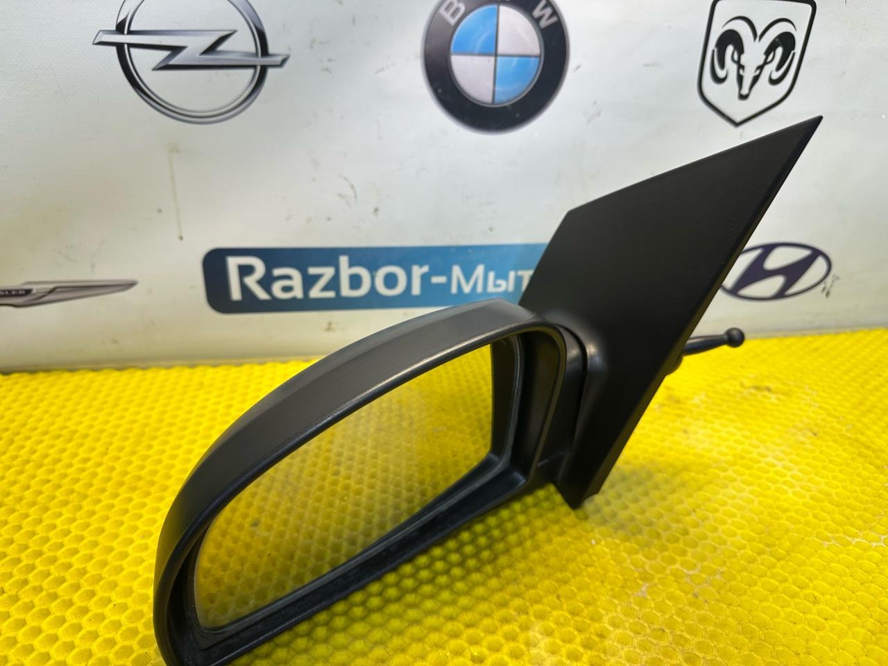 зеркало наружное левое Hyundai Getz 1 поколение 2005, 1.3 л., G4EA, бензин, МКПП, красный, передний привод - фото №1