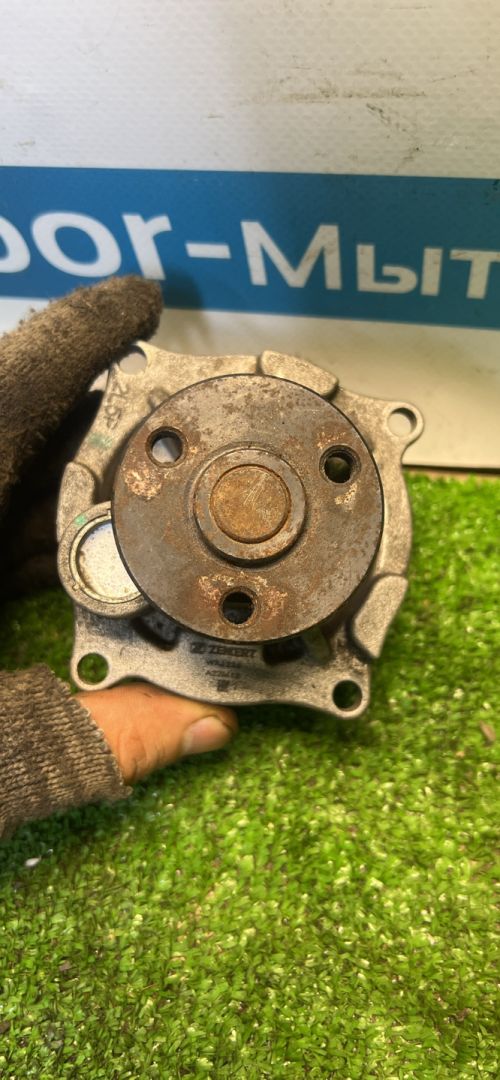 помпа Ford Focus 1 поколение CAK 2001, 2.0 л., AODB, бензин, АКПП, седан, 45100043SX - фото №1